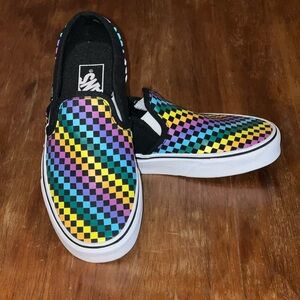 Vans Asher rainbow checkered slides